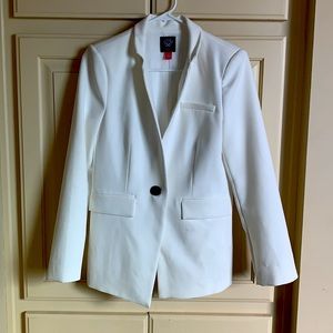Vince Camuto Blazer size 2